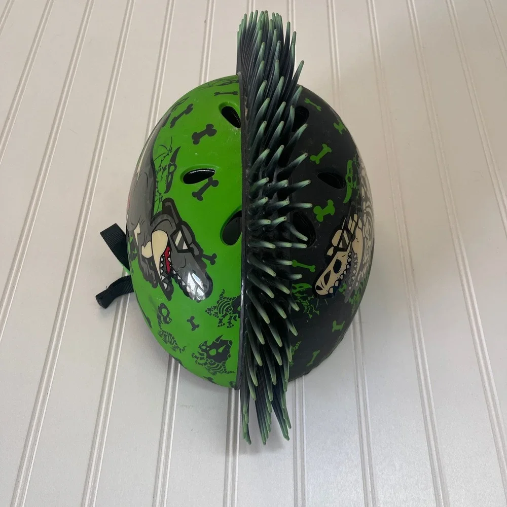 Raskullz Rad-A-Saurus Rex Mohawk Kids Bike Helmet Green Black XS Toddler 3+